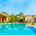 backyard-water-contemporary-architecture-sky-scaled.jpg