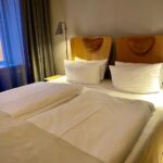imgi_11_hotel-room-1.jpg